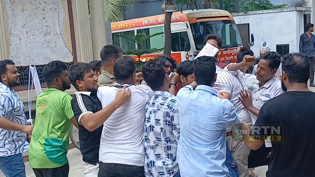 ‘কে বেশি নির্যাতিত, কার ত্যাগ বেশি’—তর্কের জেরে বিএনপি নেতা পিটুনির শিকার