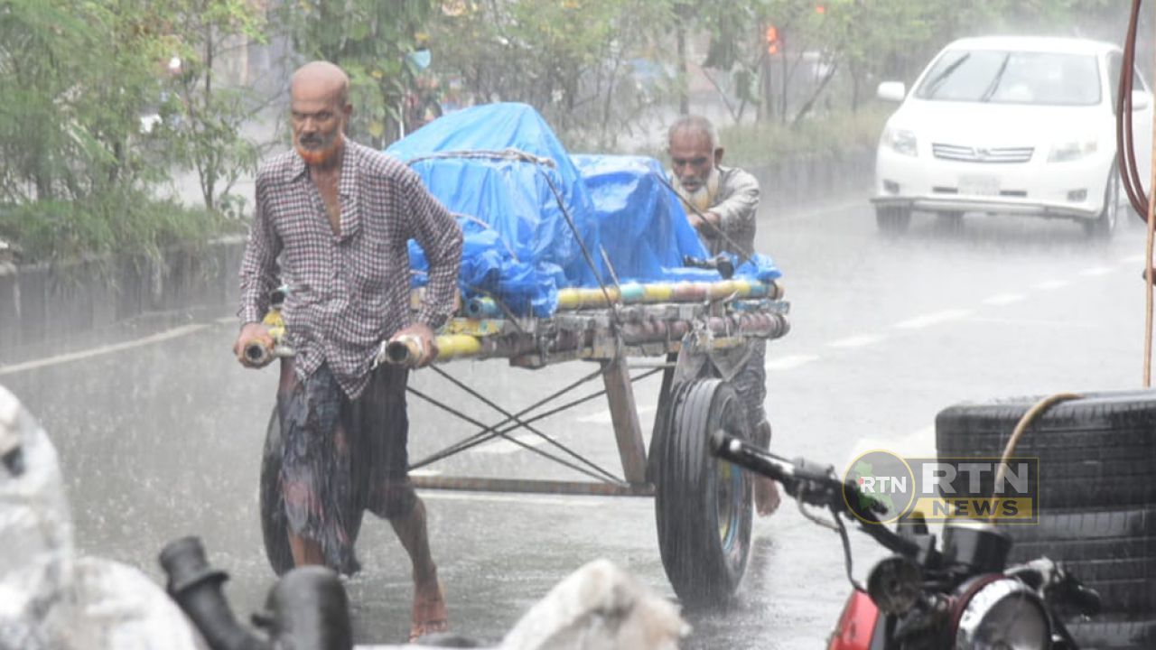 ভ্যাপসা গরমের পর রাজধানীতে স্বস্তির বৃষ্টি, আট বিভাগেই বর্ষণের পূর্বাভাস