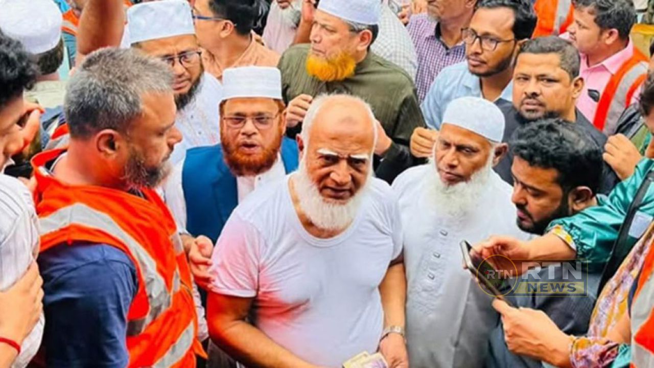 বন্যাকবলিত চট্টগ্রামে জামায়াত আমির