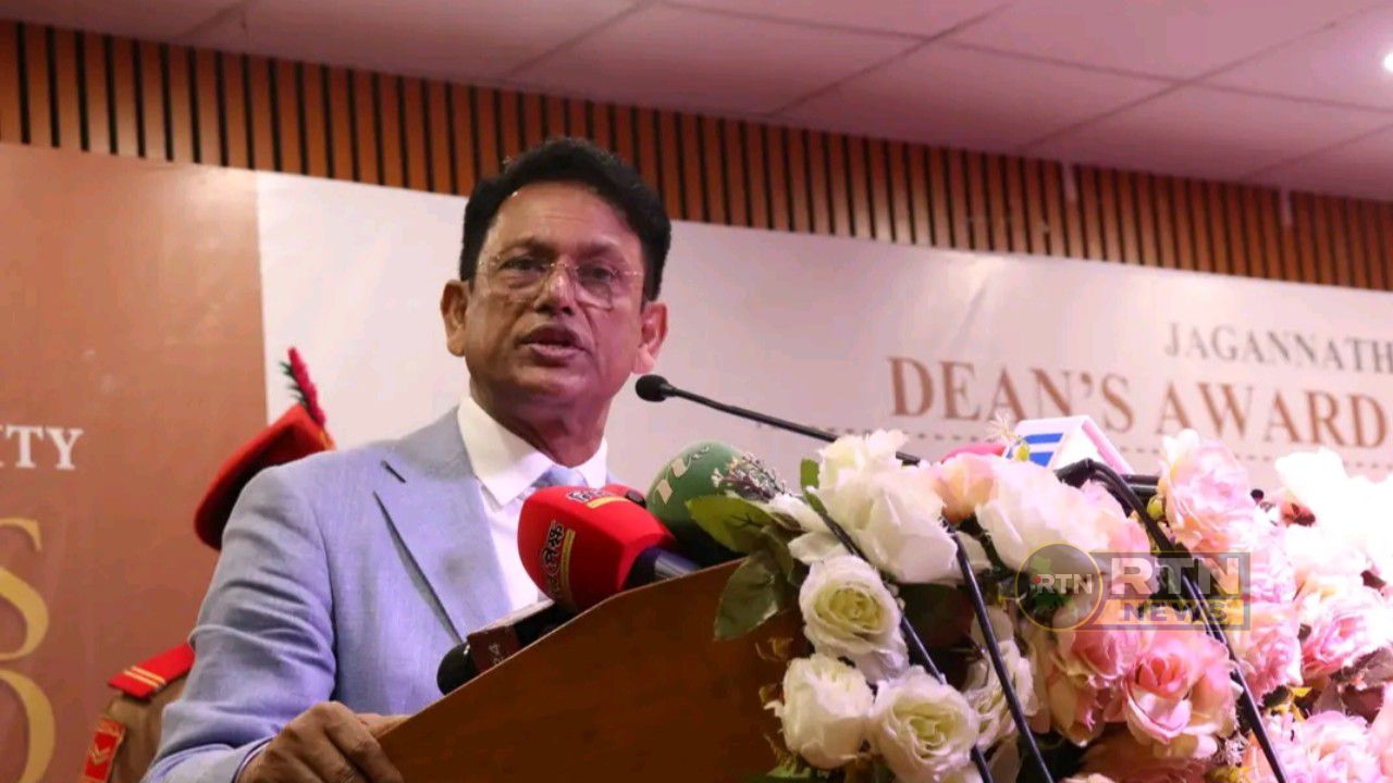 শিক্ষামন্ত্রীকে প্রধান আসামি করে মামলার আবেদন, থানায় রংপুরের এইচএসসি পরীক্ষার্থীরা
