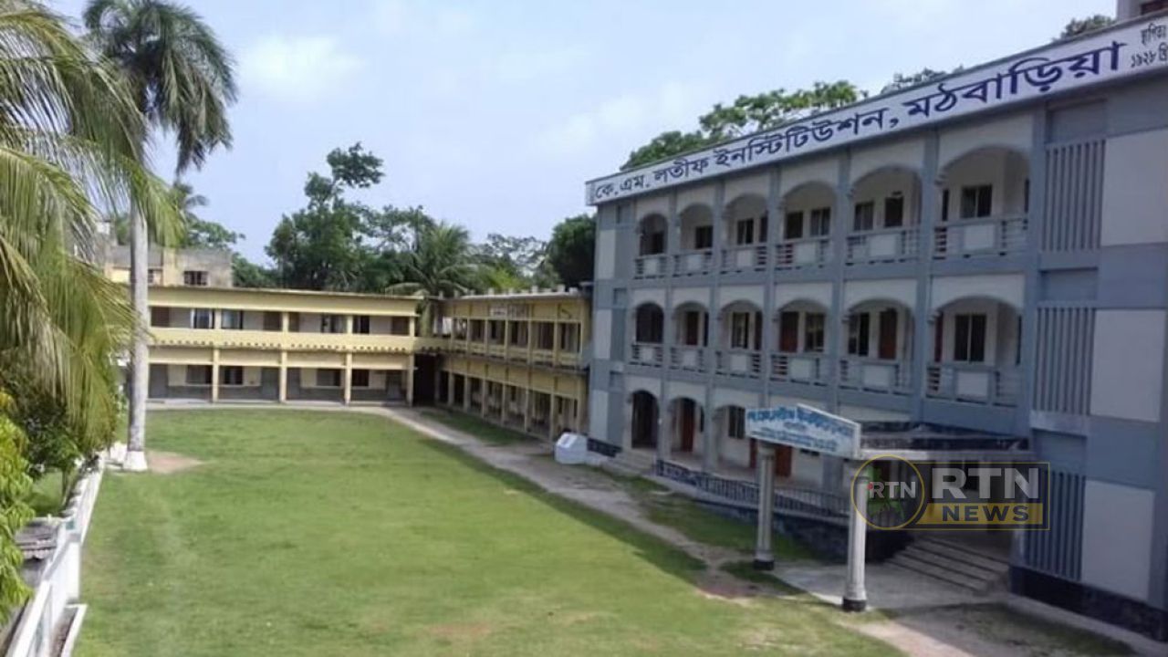 মঠবাড়িয়ার স্কুল পরীক্ষার প্রশ্নে বিতর্ক, ভাইরাল প্রশ্নপত্র ঘিরে সমালোচনার ঝড়