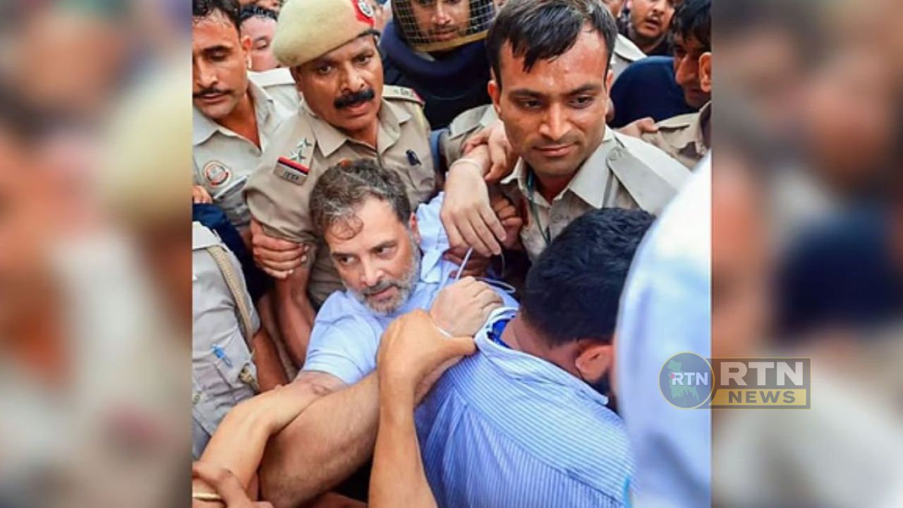 রাহুল গান্ধীকে কোথায় নিয়ে গেছে পুলিশ, জানেন না দলের নেতারা