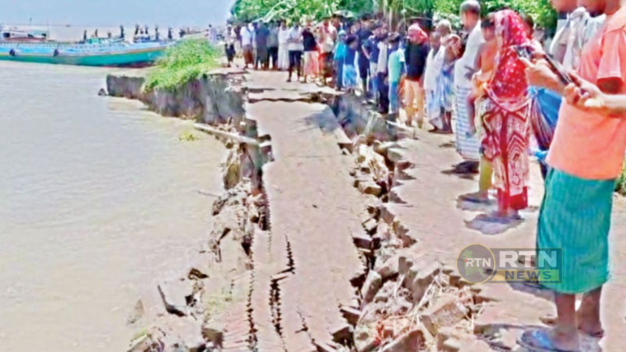 জাজিরায় পদ্মার ভয়াবহ ভাঙন, ঝুঁকিতে শতাধিক ঘরবাড়ি-দোকান