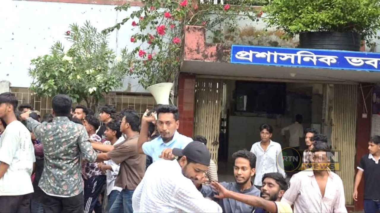 কুমিল্লা ভিক্টোরিয়া কলেজে ছাত্রদলের কমিটি নিয়ে সংঘর্ষ, আহত ৫