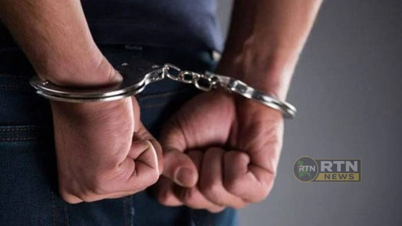 চাঁপাইনবাবগঞ্জে ৪০ ভরি স্বর্ণ আত্মসাৎ, পুলিশ কনস্টেবলসহ গ্রেপ্তার ২