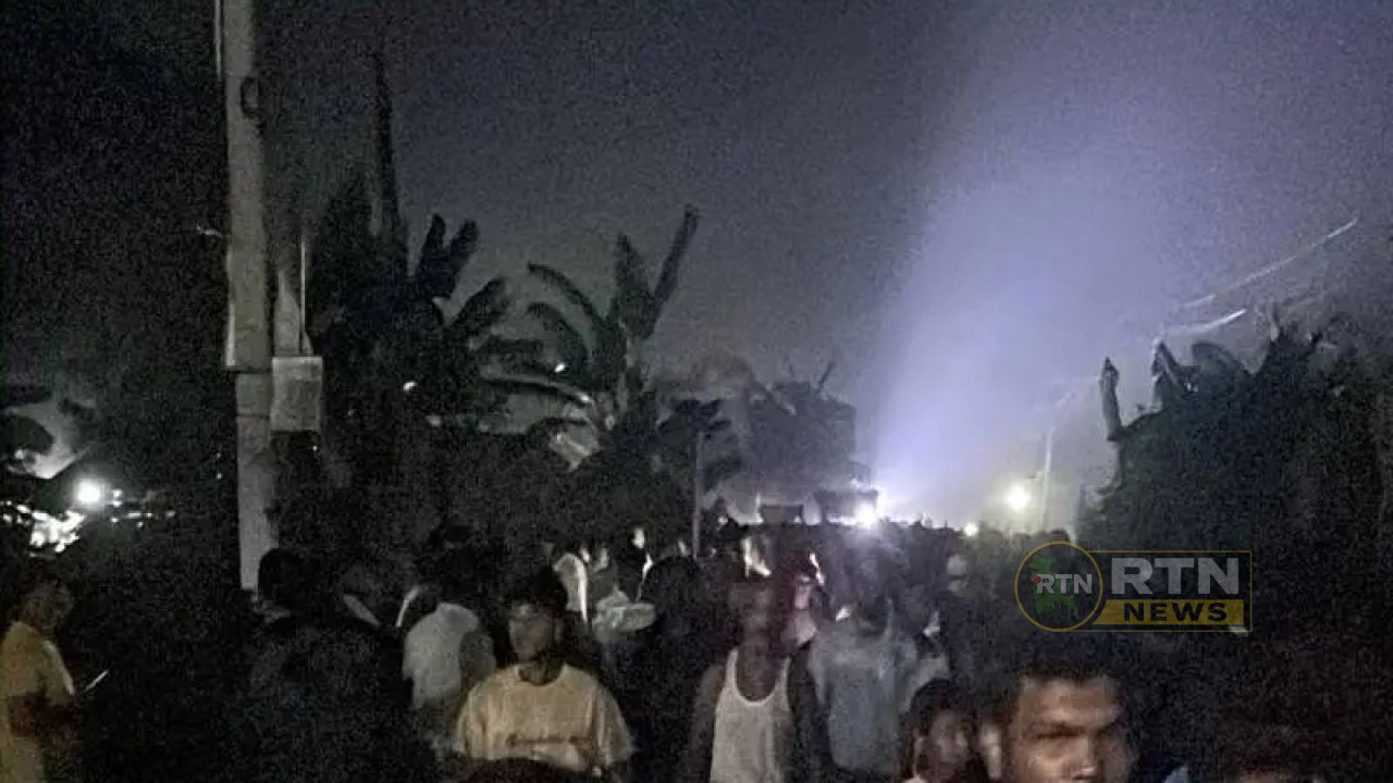 ব্রাহ্মণবাড়িয়ায় গরুর ঘাস কাটা নিয়ে টর্চ লাইট জ্বালিয়ে দুই পক্ষের সংঘর্ষে ২০ জন আহত