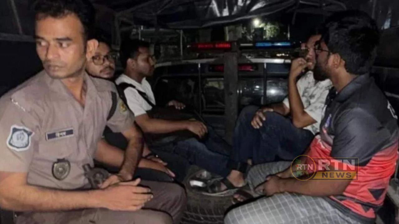 ঢাবিতে অনশন কর্মসূচি থেকে ছাত্রলীগের চার নেতাকর্মী আটক