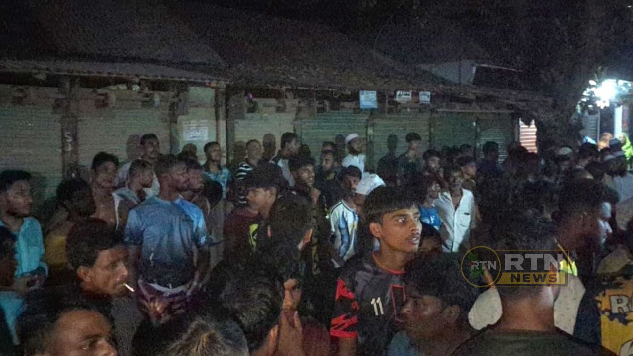 চুল কাটার বকেয়া টাকা চাওয়ায় সেলুন ব্যবসায়ীকে ছুরিকাঘাতে হত্যা