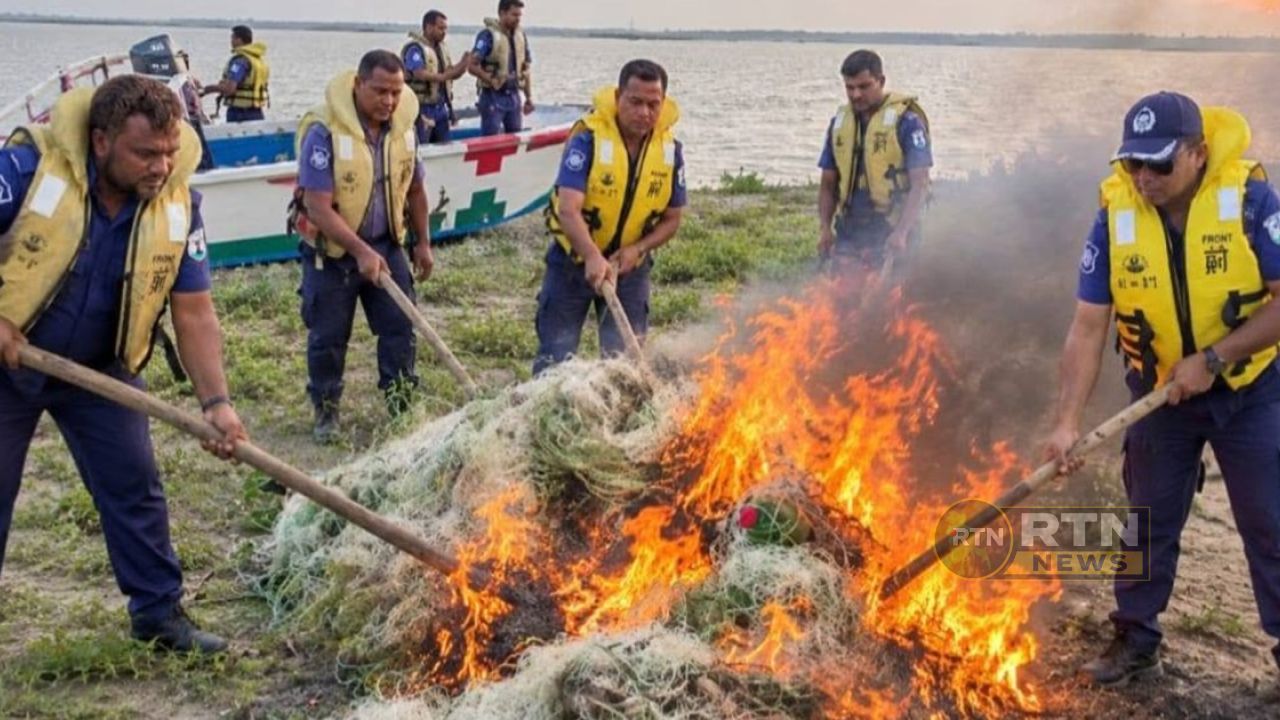 চাঁদপুরে নিষেধাজ্ঞা অমান্য করে মাছ শিকার, আটক ৬৪৬ জেলে